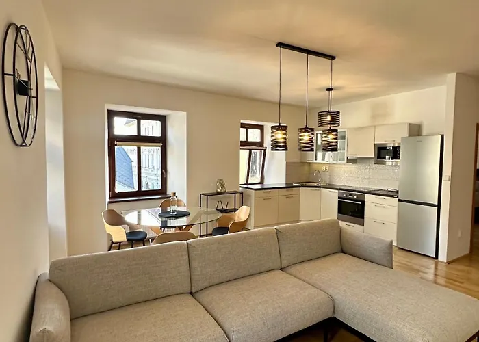 Siroka Apartment